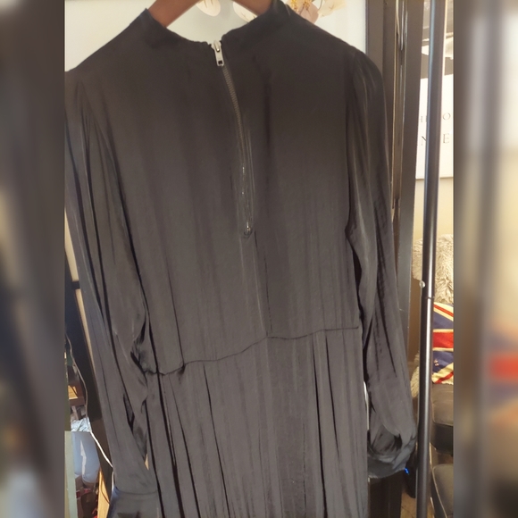 Free People Embroidered Black Mandarin collared dress - Picture 5 of 8